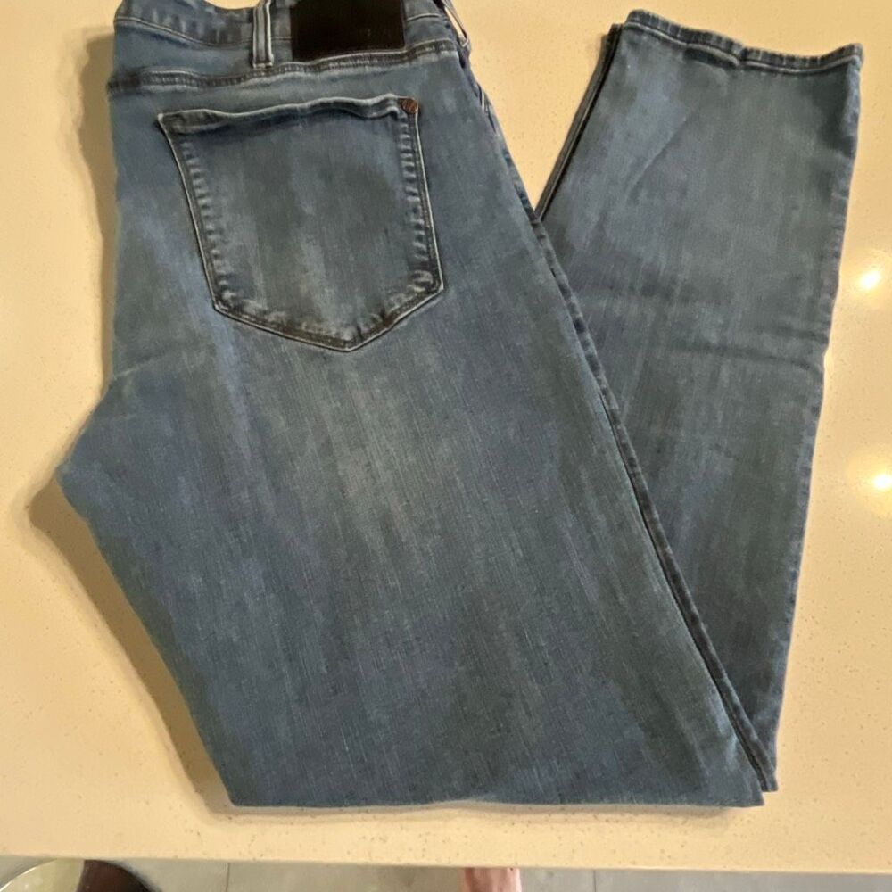 Mavi Straight Leg Jeans Size Tagged 38/32 Fit is 36 Waist